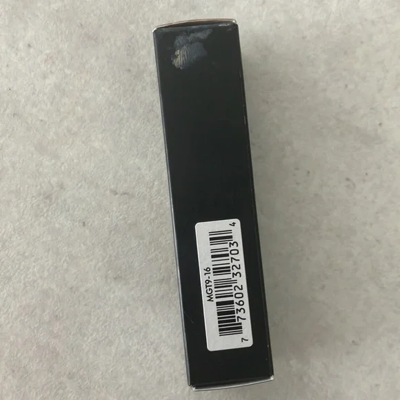 NIB Mac Pro longwear concealer 9 ml shade NC25 - Picture 4 of 9